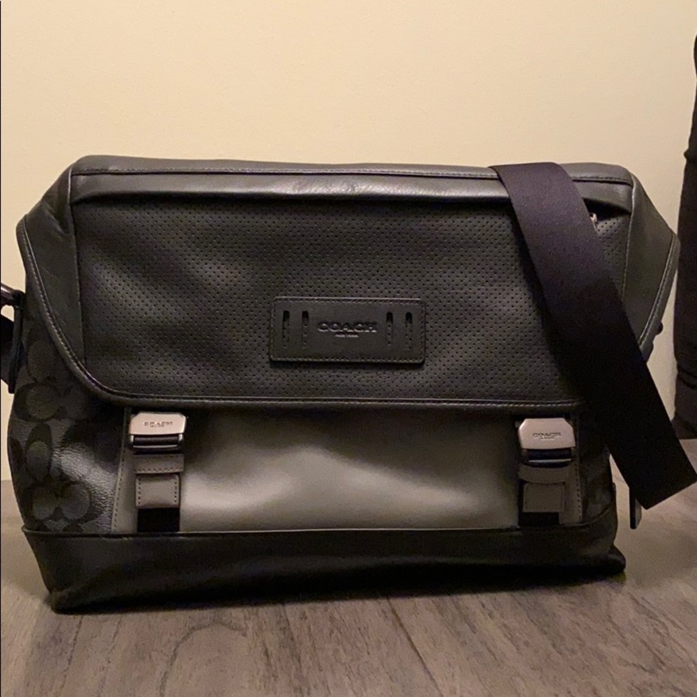 Coach ranger messenger bag